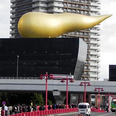 the golden monument